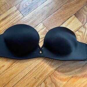 Black Strapless Victoria's Secret Underwire Push-Up Bra